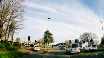 Urban Abrupt Lane Change thumbnail
