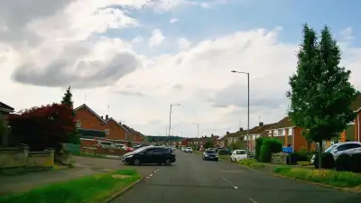 Oncoming Car Cutting Across Path thumbnail