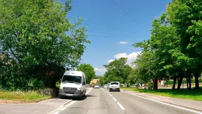 Parked Van Obstruction on Sunny Day thumbnail