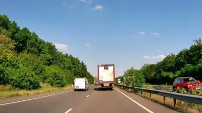 Predicting Truck Lane Change thumbnail